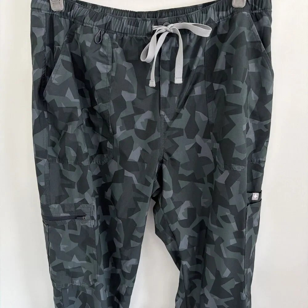 FIGS Mens L Technical Collection Cairo Camo Scrub Pants Cargo Freex Lined Zip Ex